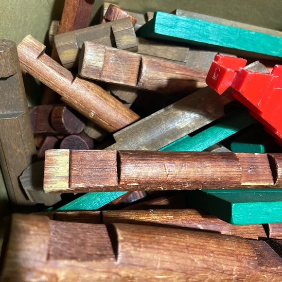 Vintage Lincoln Log General Store building toy - Picture 3 of 3